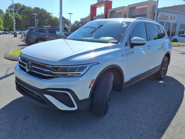 2023 Volkswagen Tiguan SE