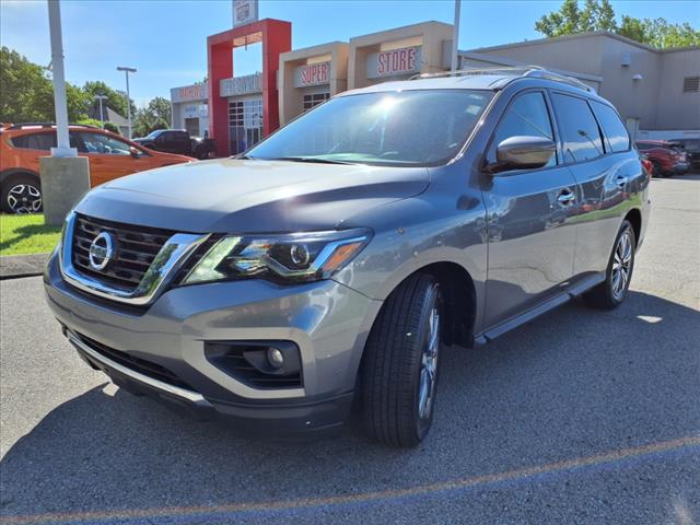 2020 Nissan Pathfinder SV