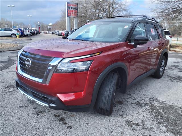 2024 Nissan Pathfinder SL