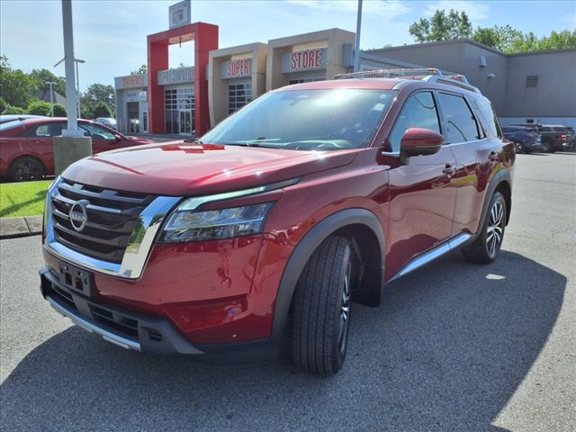 2024 Nissan Pathfinder Platinum