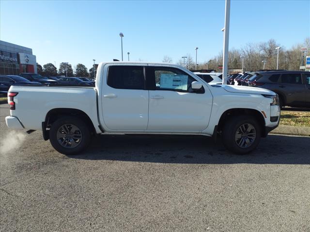2025 Nissan Frontier SV