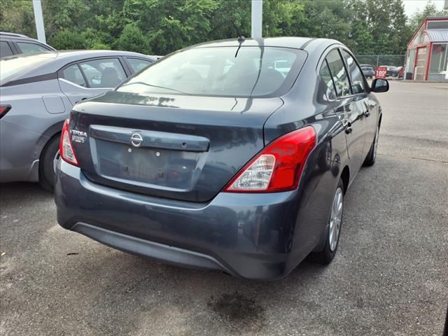 2015 Nissan Versa 1.6 S