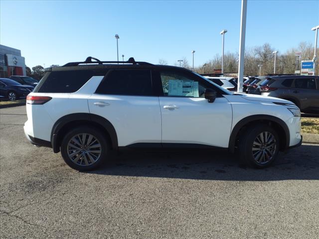 2025 Nissan Pathfinder SL