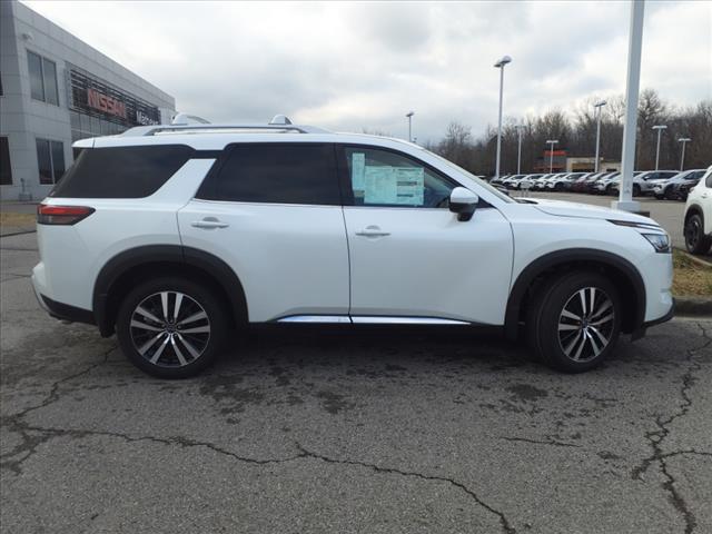 2025 Nissan Pathfinder Platinum