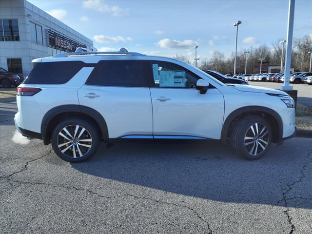 2025 Nissan Pathfinder Platinum