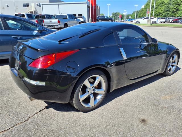 2005 Nissan 350Z Base