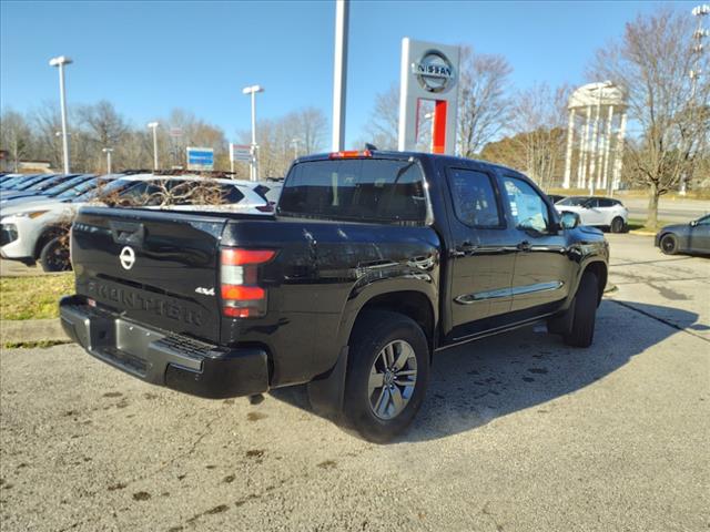 2025 Nissan Frontier SV