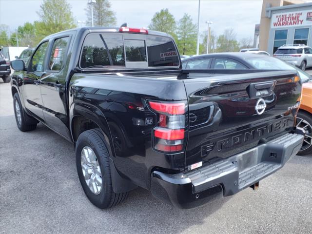 2022 Nissan Frontier SV