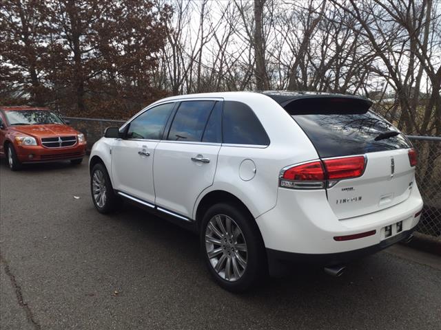 2014 Lincoln MKX Base