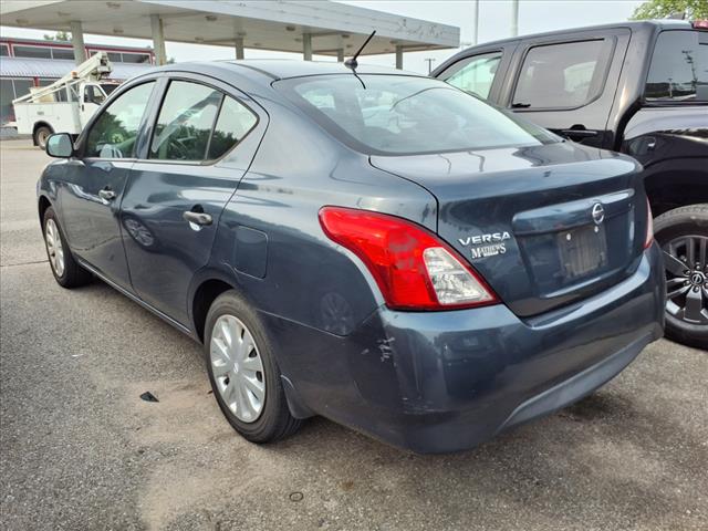 2015 Nissan Versa 1.6 S