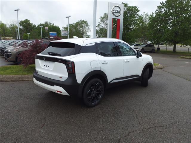 2025 Nissan Kicks SR