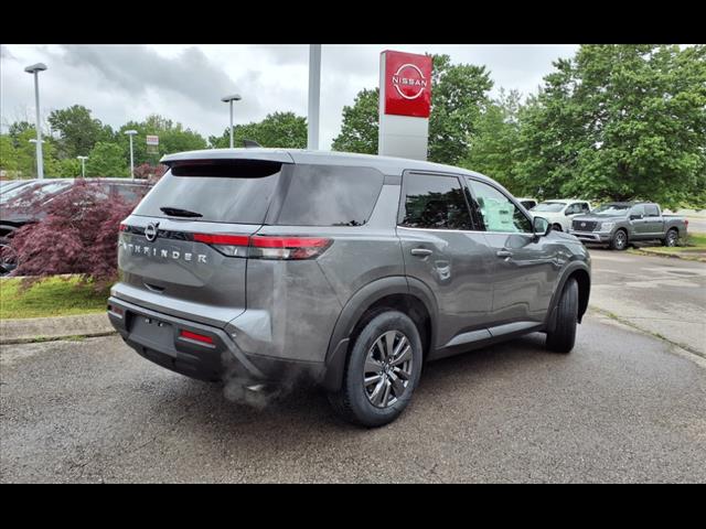 2025 Nissan Pathfinder S