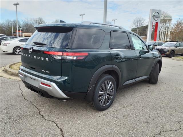 2025 Nissan Pathfinder SL