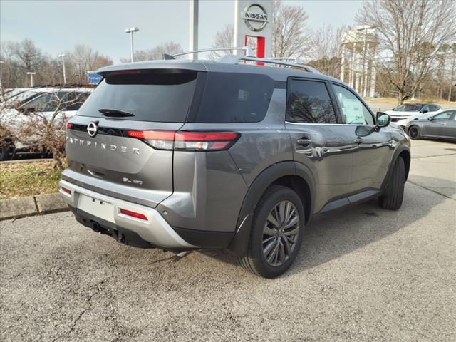 2025 Nissan Pathfinder SL