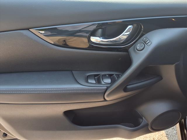 2021 Nissan Rogue Sport SV