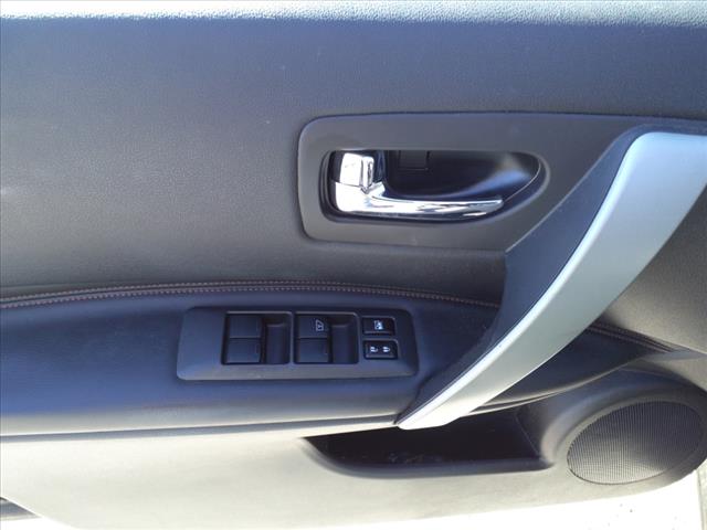 2013 Nissan Rogue SV w/SL Package
