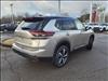 2025 Nissan Rogue SL - thumbnail 3