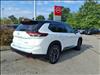2025 Nissan Rogue Platinum - thumbnail 3