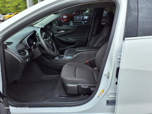 2024 Chevrolet Malibu LS