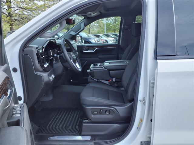 2023 GMC Sierra 1500 Elevation Standard