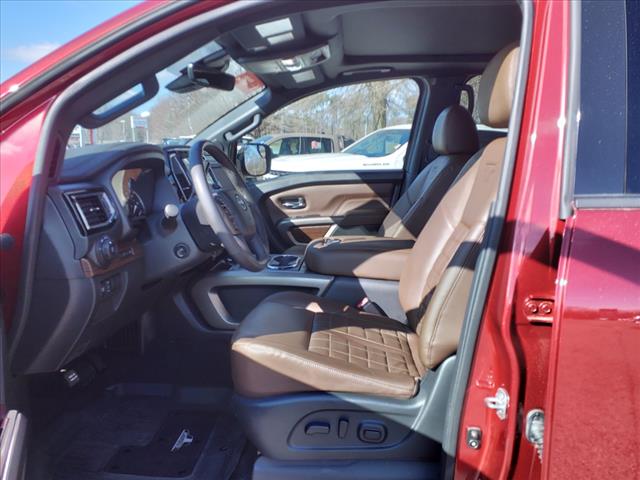 2024 Nissan Titan Platinum Reserve