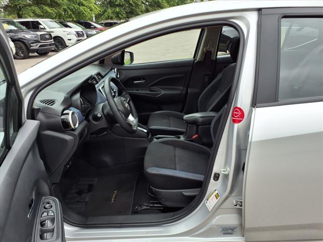 2023 Nissan Versa SV