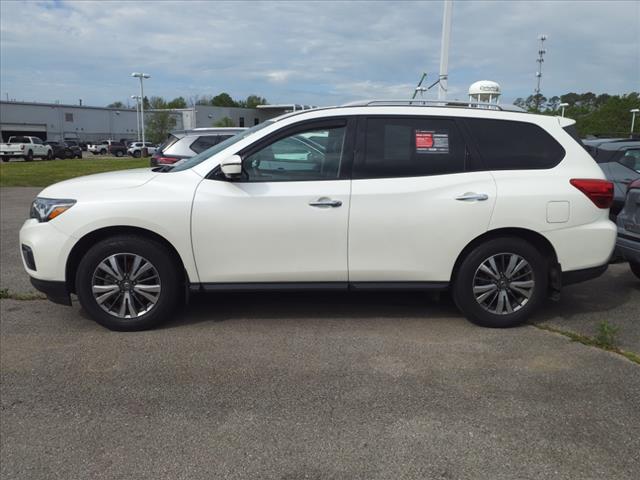 2019 Nissan Pathfinder SL