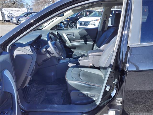 2013 Nissan Rogue SV w/SL Package