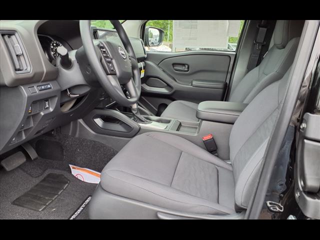 2025 Nissan Frontier S