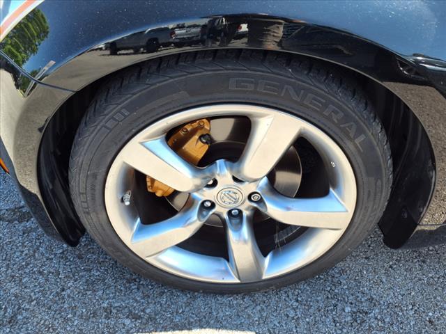 2005 Nissan 350Z Base