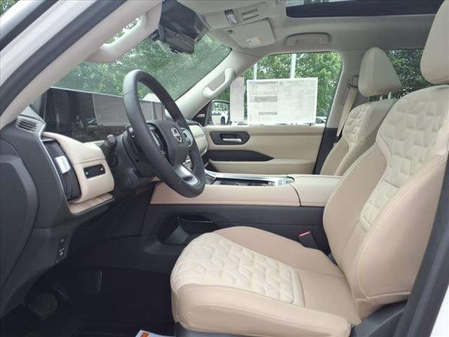 2025 Nissan Armada Platinum