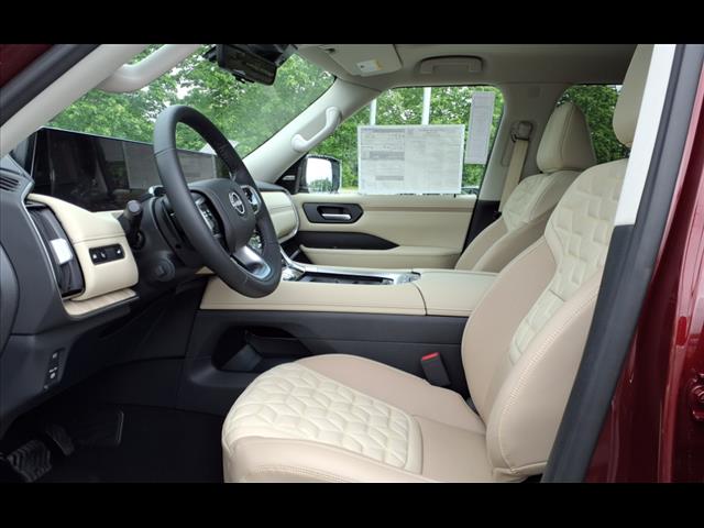 2025 Nissan Armada Platinum