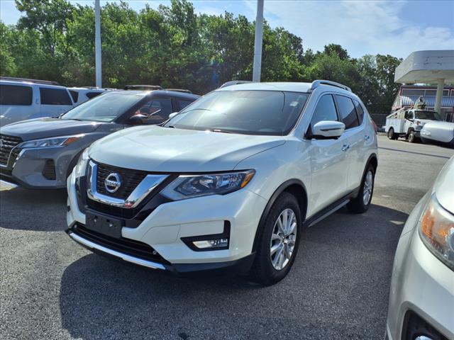 2017 Nissan Rogue SV