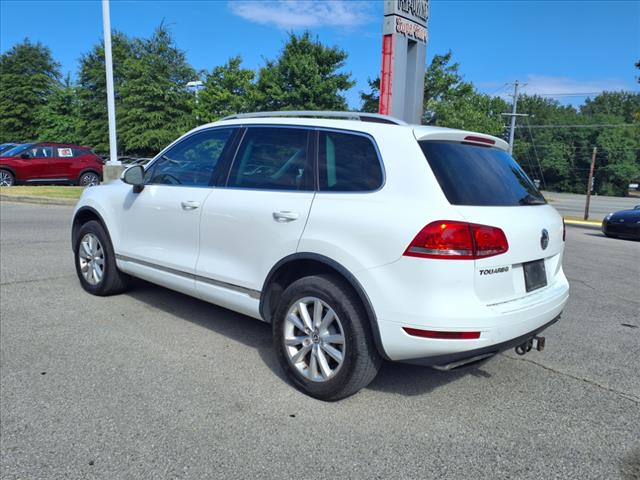 2014 Volkswagen Touareg V6 Sport