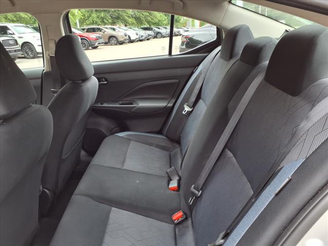 2023 Nissan Versa SV