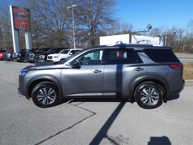 2024 Nissan Pathfinder SL