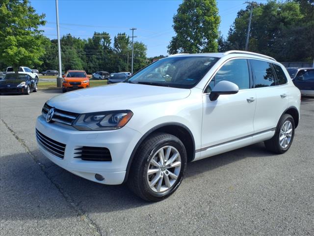 2014 Volkswagen Touareg V6 Sport