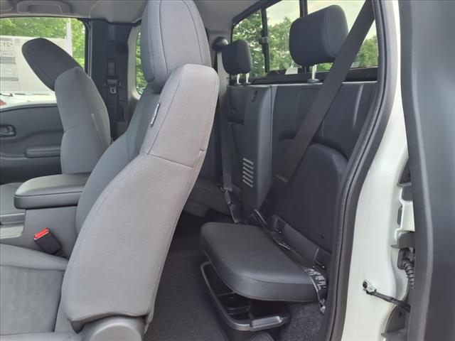 2025 Nissan Frontier S