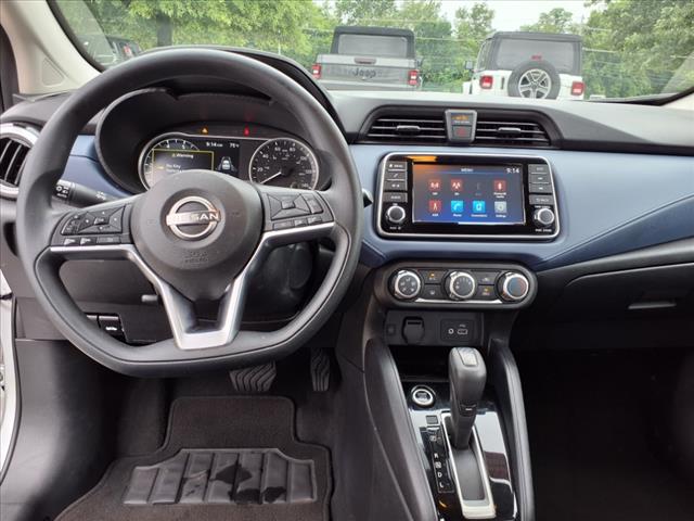 2023 Nissan Versa SV