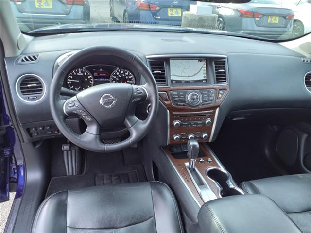 2020 Nissan Pathfinder Platinum