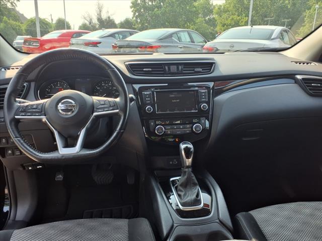 2021 Nissan Rogue Sport SV