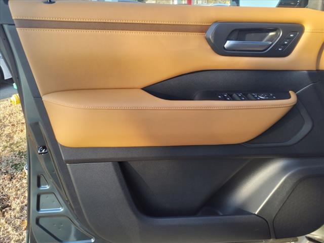 2025 Nissan Armada SL