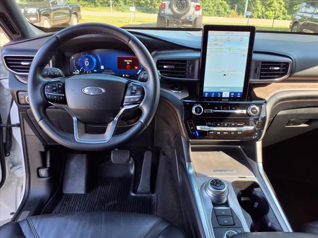 2022 Ford Explorer Hybrid Platinum
