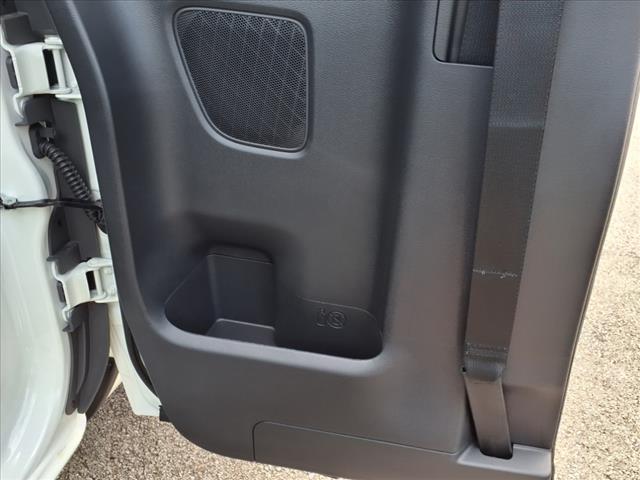 2025 Nissan Frontier S