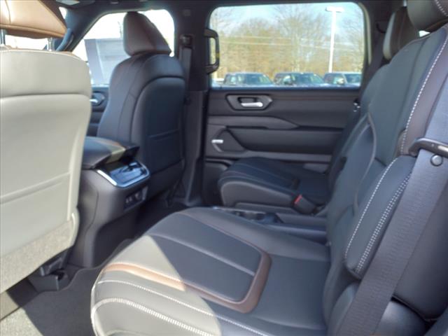 2025 Nissan Armada SL
