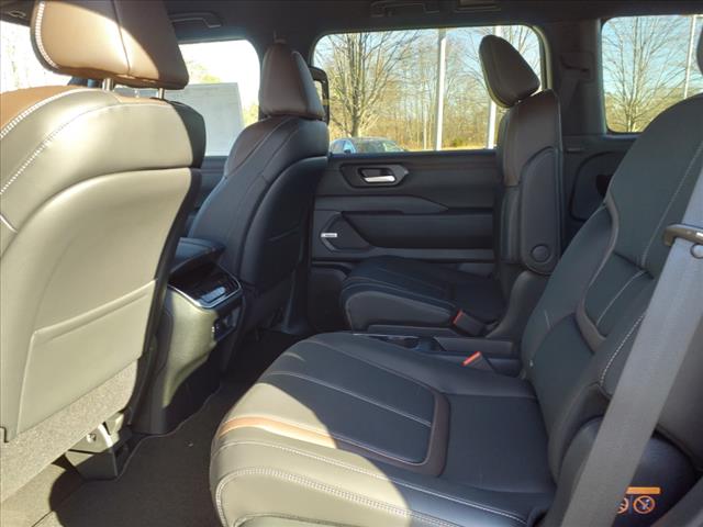 2025 Nissan Armada SL