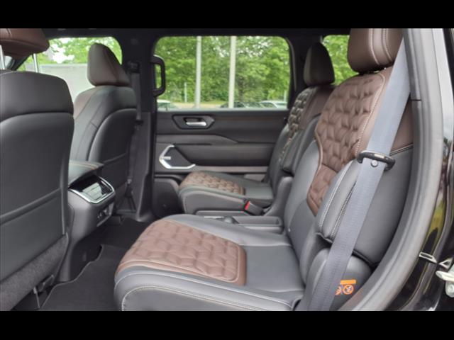 2025 Nissan Armada Platinum