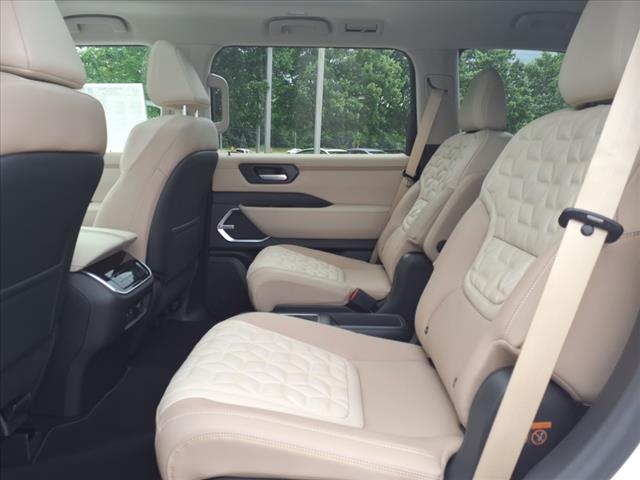 2025 Nissan Armada Platinum