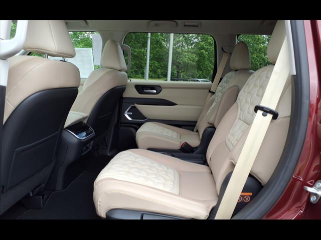 2025 Nissan Armada Platinum