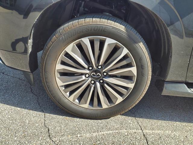 2025 INFINITI QX80 Sensory